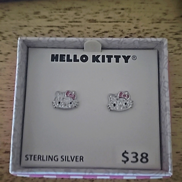 Hello Kitty Jewelry - Hello Kitty Stud Earrings